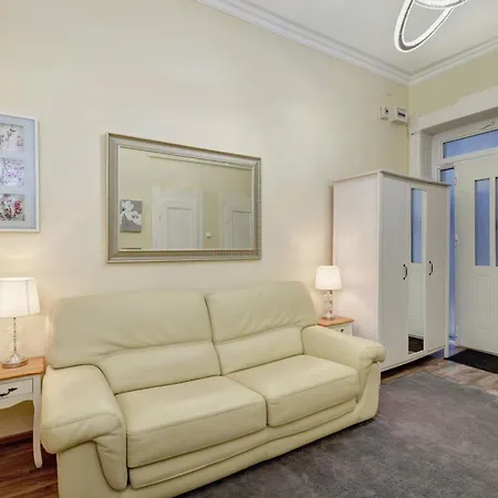 Buda Center Apartment *